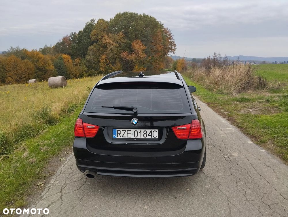 BMW Seria 3 318d - 7