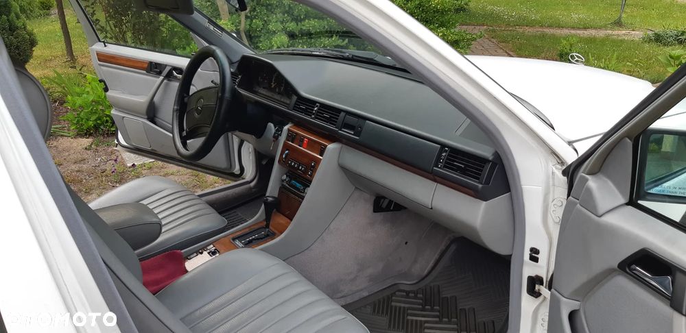 Mercedes-Benz W124 (1984-1993) - 14
