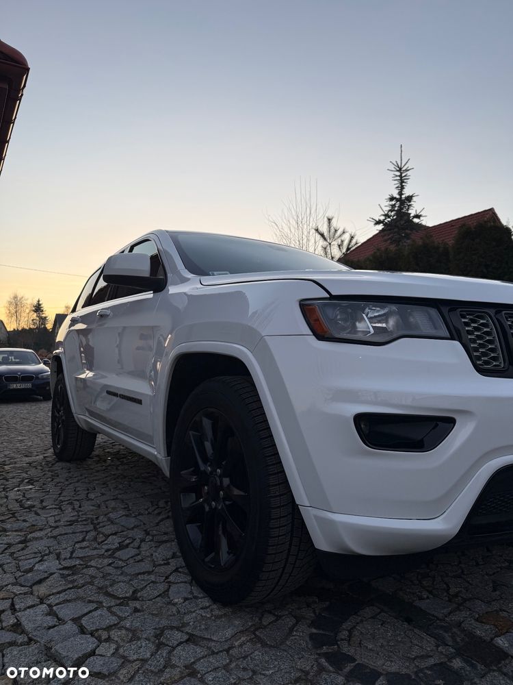 Jeep Grand Cherokee - 2