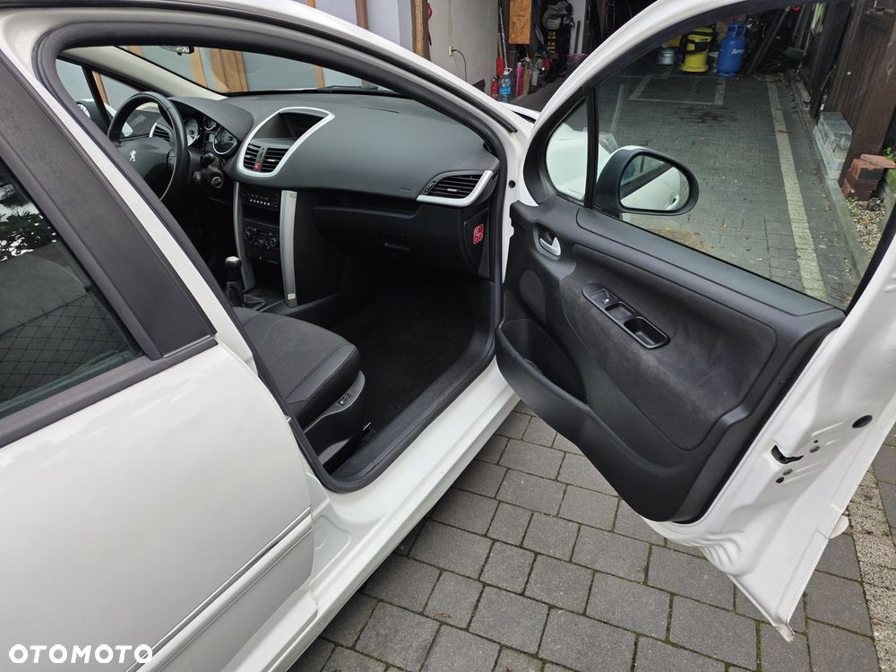 Peugeot 207 - 5
