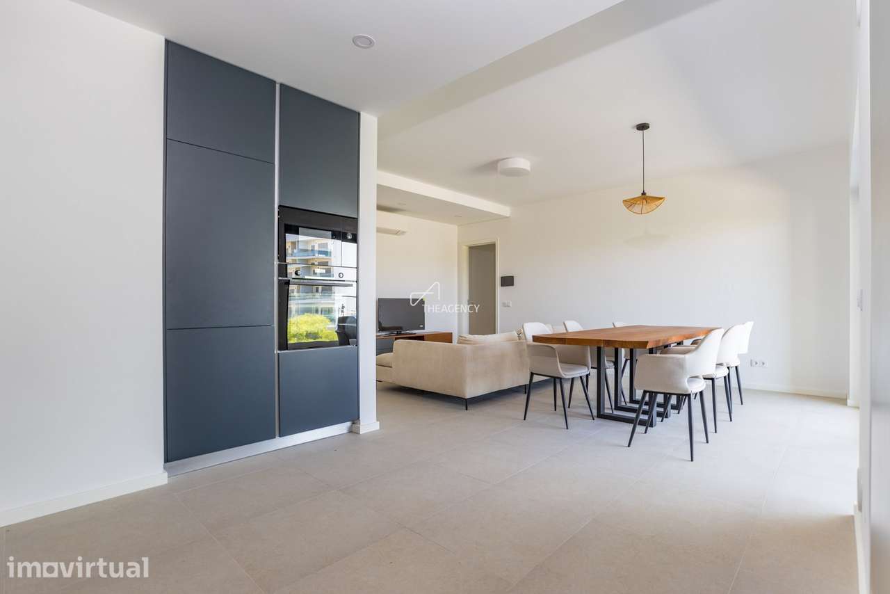 T2 Novo com Terraço, Piscina e Vista Serra – Faro - Grande imagem: 2/38