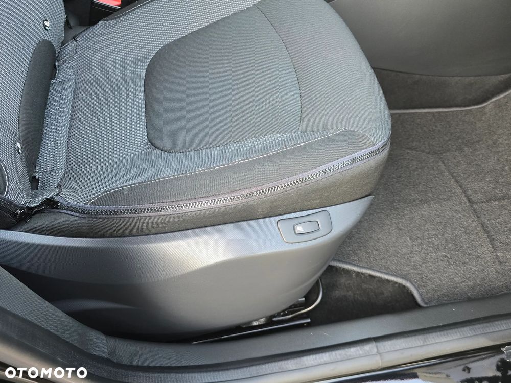 Renault Captur - 19
