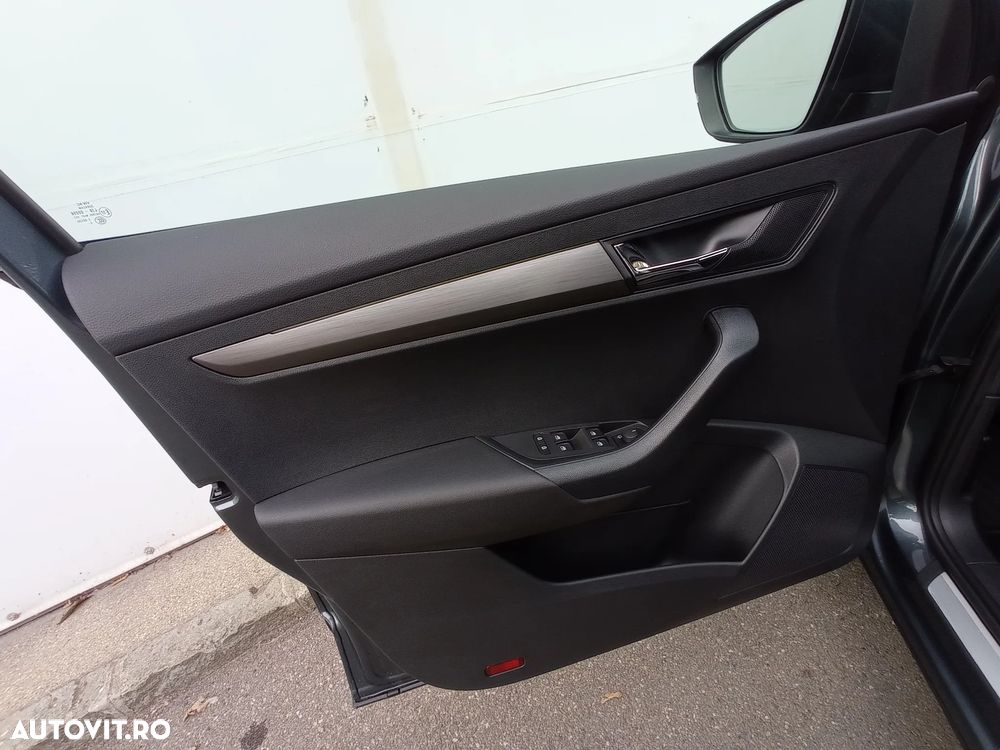 Skoda Karoq 1.5 TSI Ambition - 10