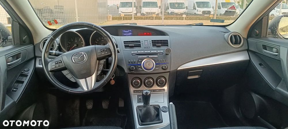 Mazda 3 1.6 Exclusive - 9