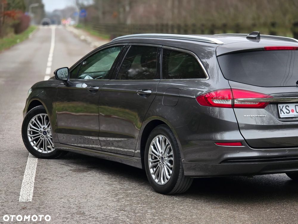 Ford Mondeo 2.0 EcoBlue Titanium - 38