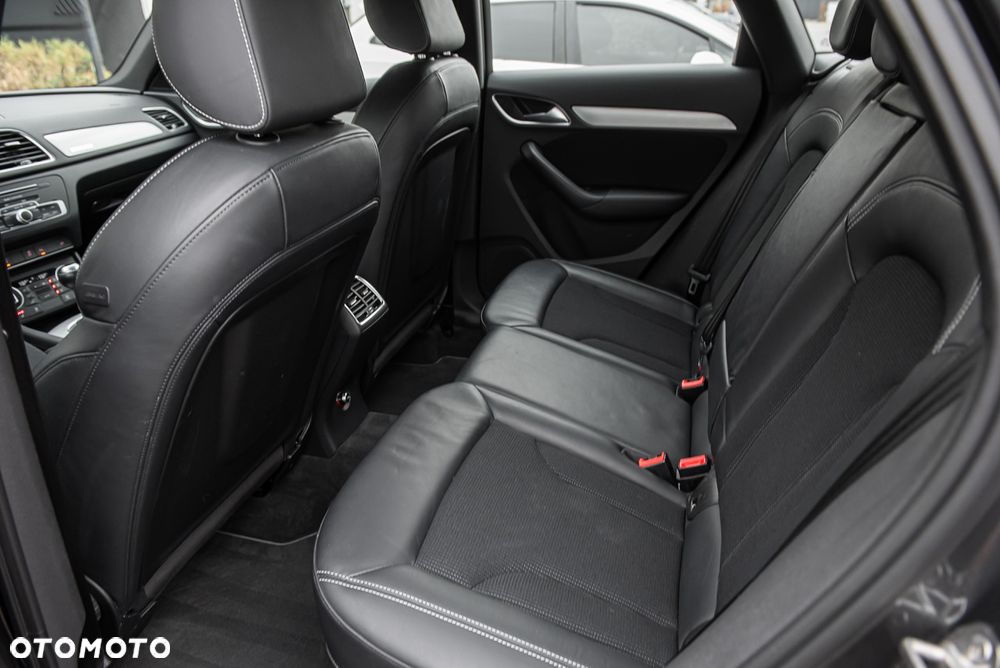 Audi Q3 2.0 TFSI Quattro Design S tronic - 22