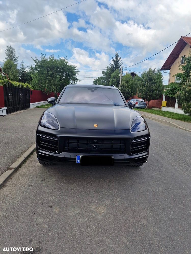 Porsche Cayenne - 3