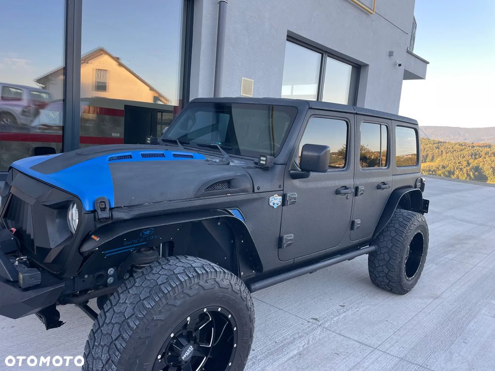 Jeep Wrangler - 7