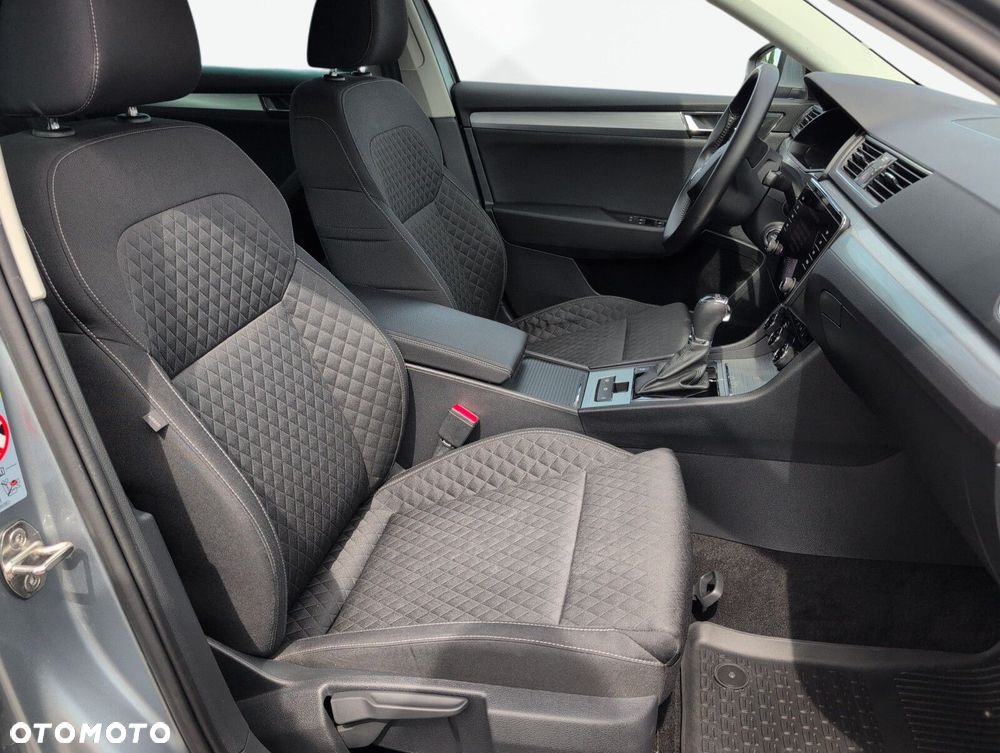 Skoda Superb 2.0 TSI Ambition DSG - 17