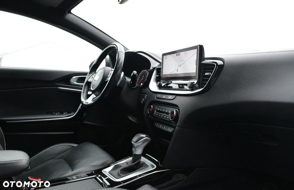 Kia ProCeed 1.6 CRDi GT Line DCT - 21