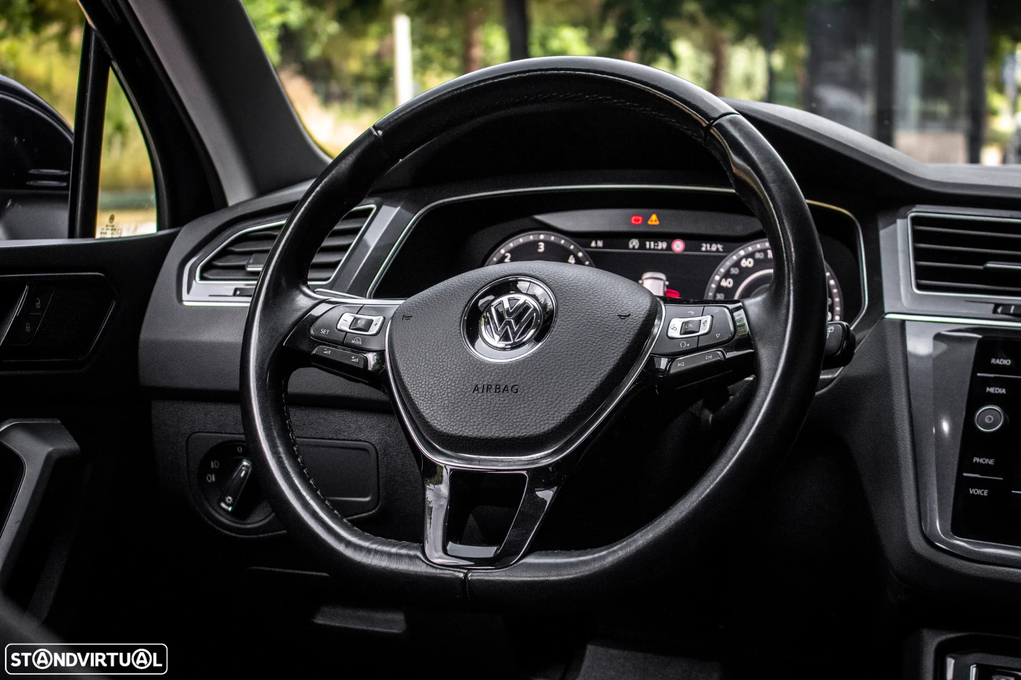 VW Tiguan 2.0 TDI Highline DSG - 38