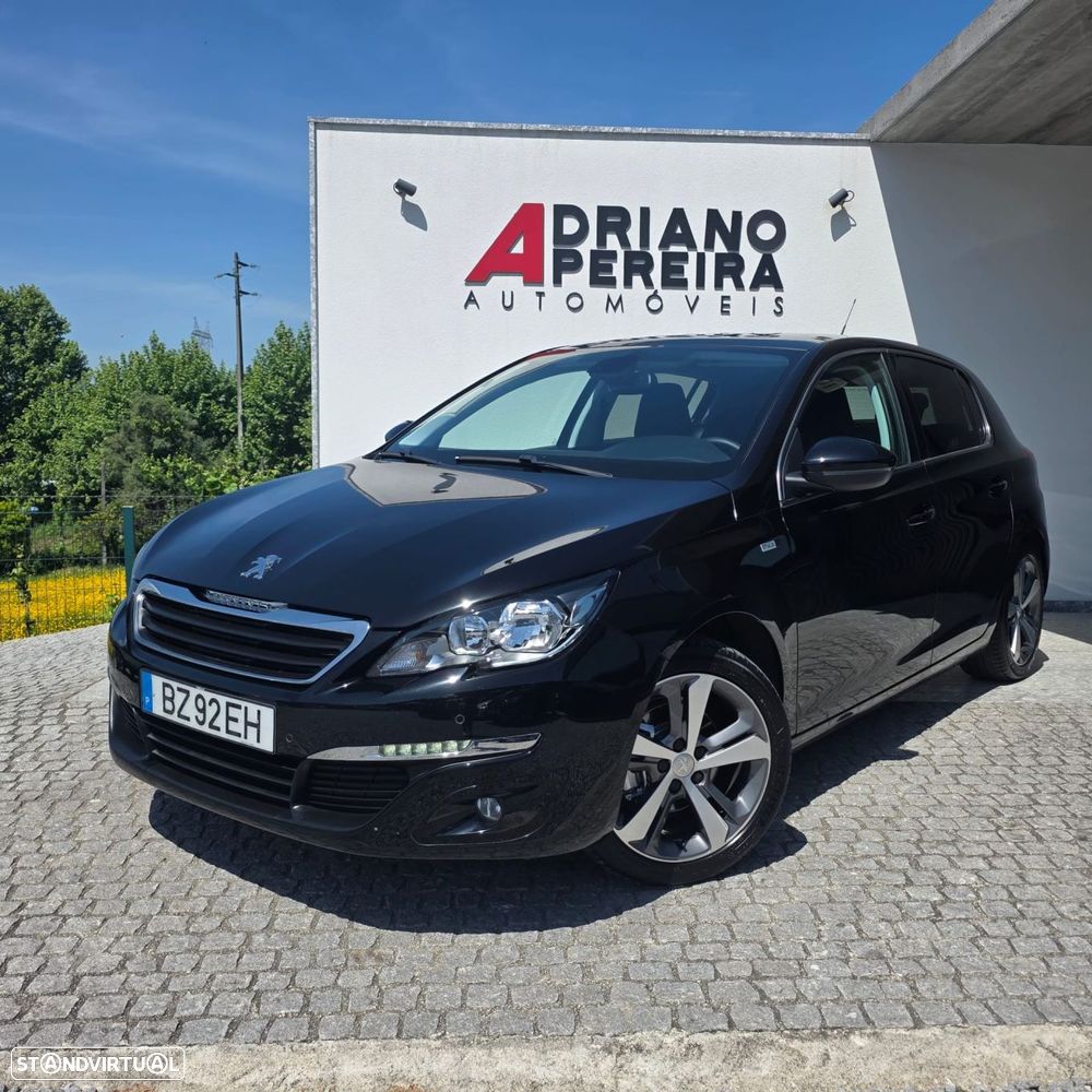 Peugeot 308 1.2 PureTech Style J17 - 1