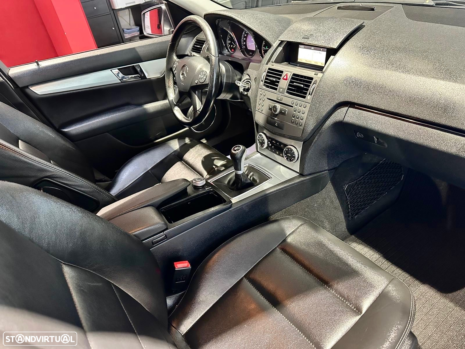 Mercedes-Benz C 220 CDi Avantgarde BlueEfficiency - 12