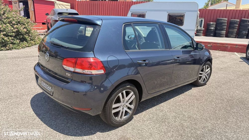 VW Golf 1.6 TDi Confortline - 11
