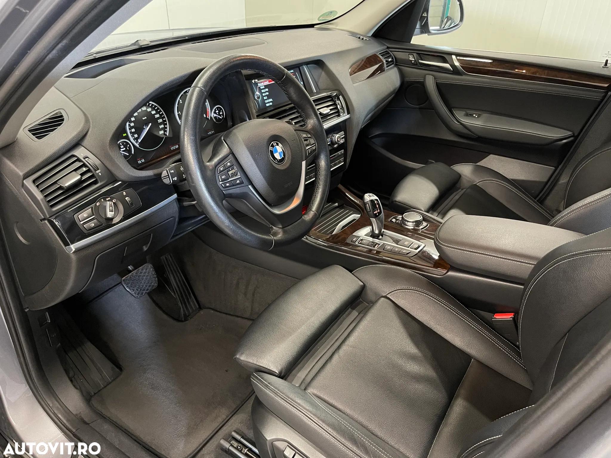 BMW X3 xDrive20d AT Luxury Line - 6