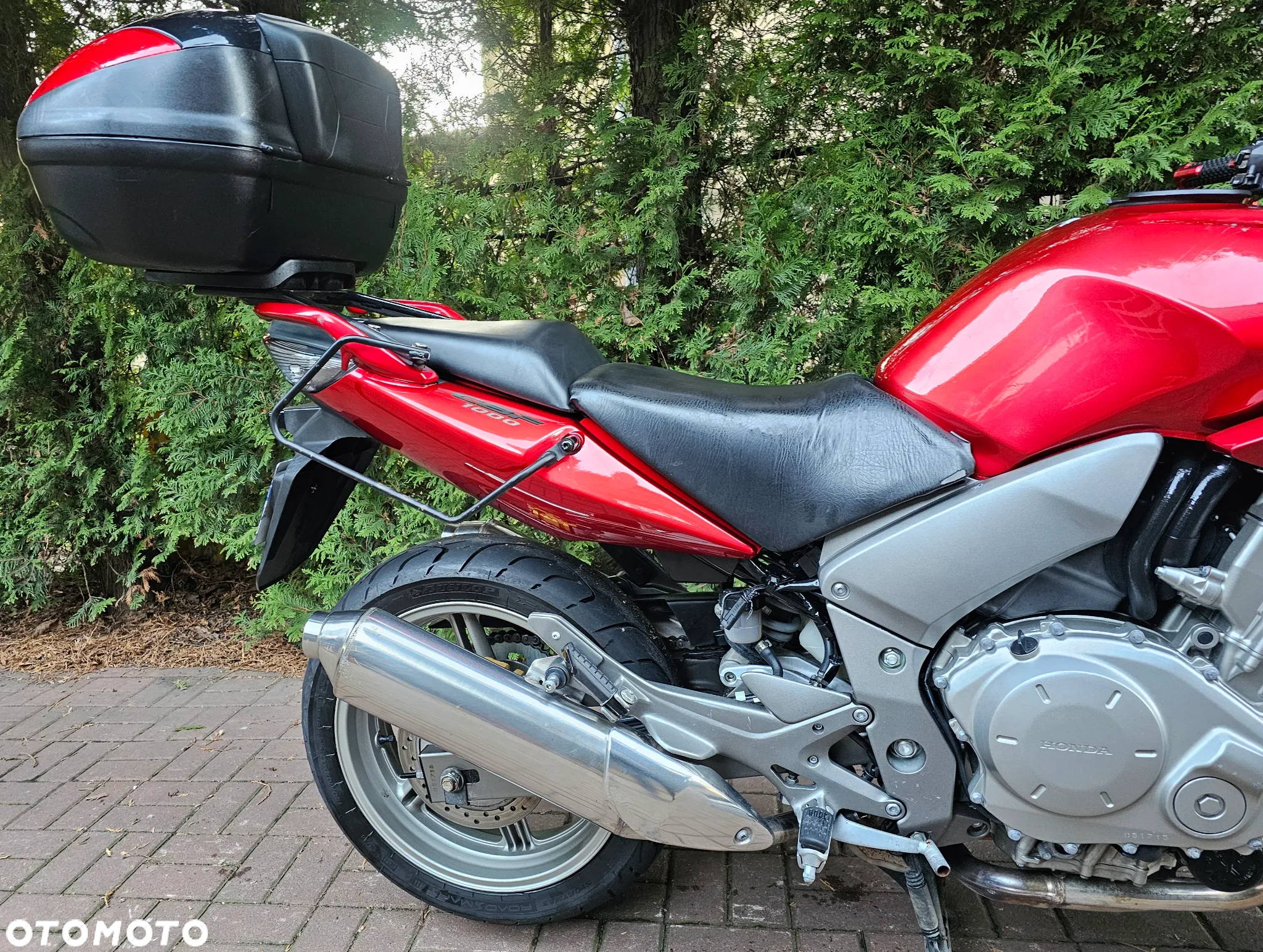 Honda CBF - 10