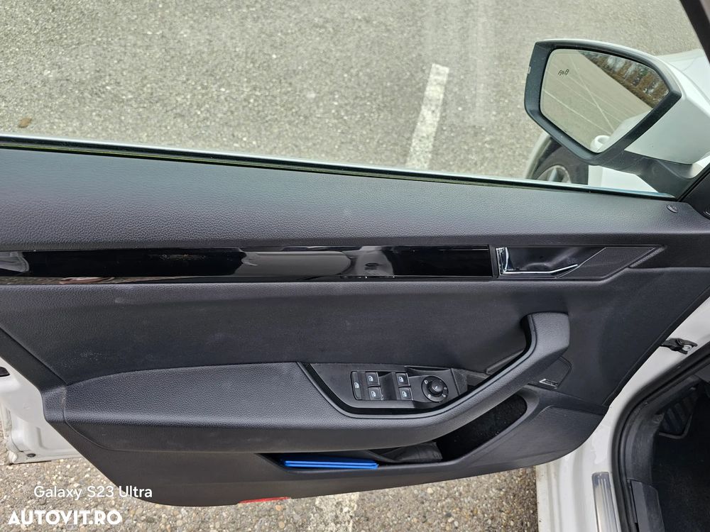 Skoda Superb 2.0 TDI DSG Laurin & Klement - 22