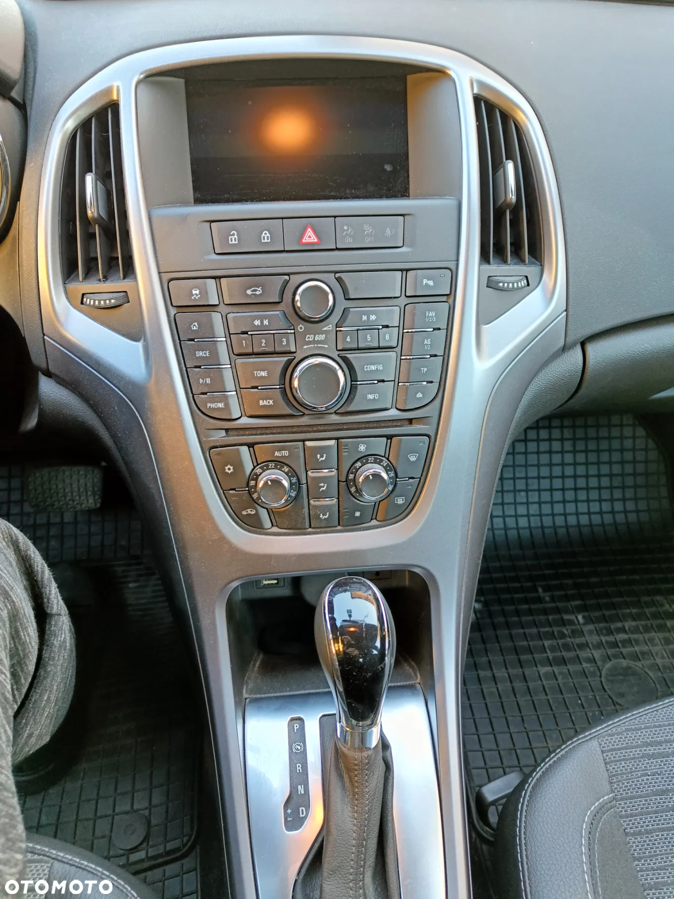 Opel Astra IV 1.4 T Business - 10
