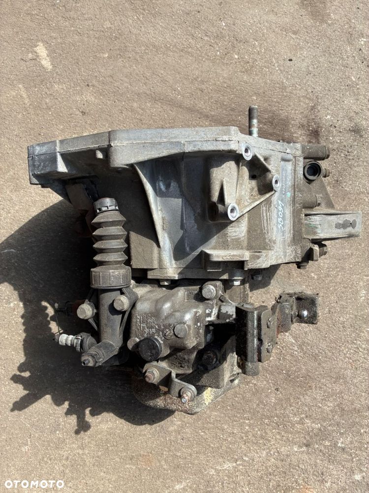 FIAT SKRZYNIA BIEGÓW Manualna  5-biegowa 55196326  c2028b 40TYŚ. KM - 1