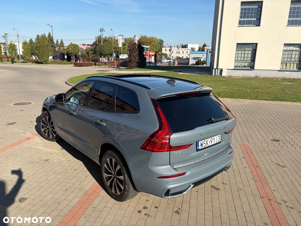 Volvo XC 60 B5 B AWD Plus Dark - 10