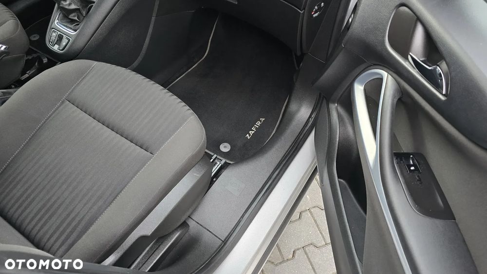 Opel Zafira Tourer 1.4 Turbo Edition - 13