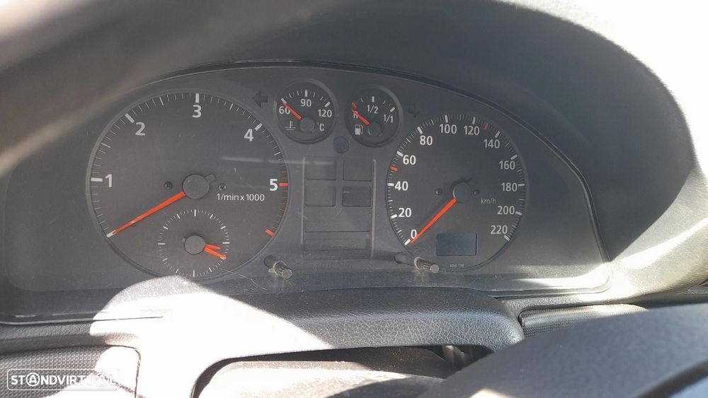 Quadrante / painel de instrumentos AUDI A4 (8D2, B5) - 1