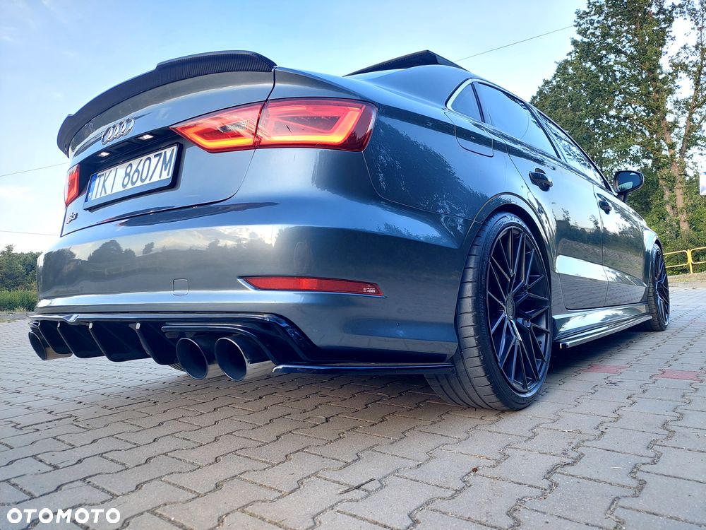 Audi S3 S tronic - 17