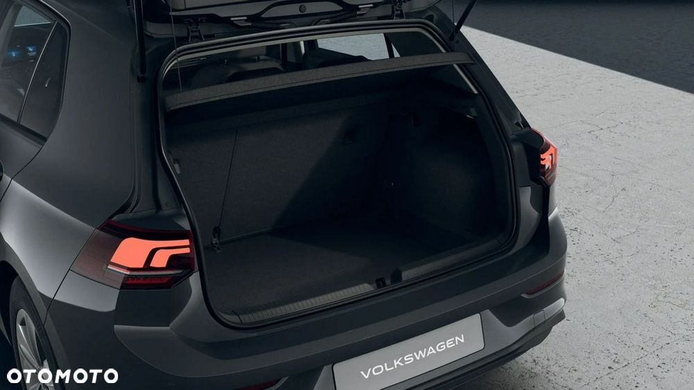 Volkswagen Golf - 10