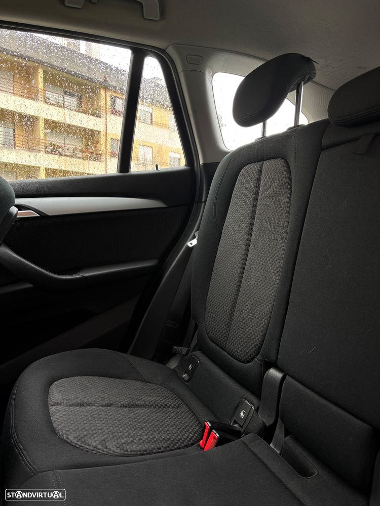 BMW X1 sDrive18i Advantage - 7