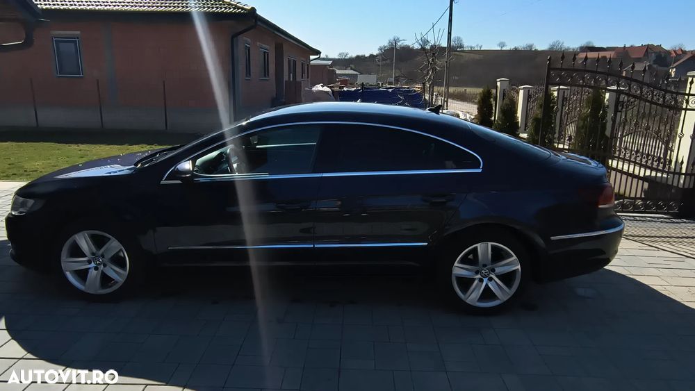 Volkswagen Passat CC - 8