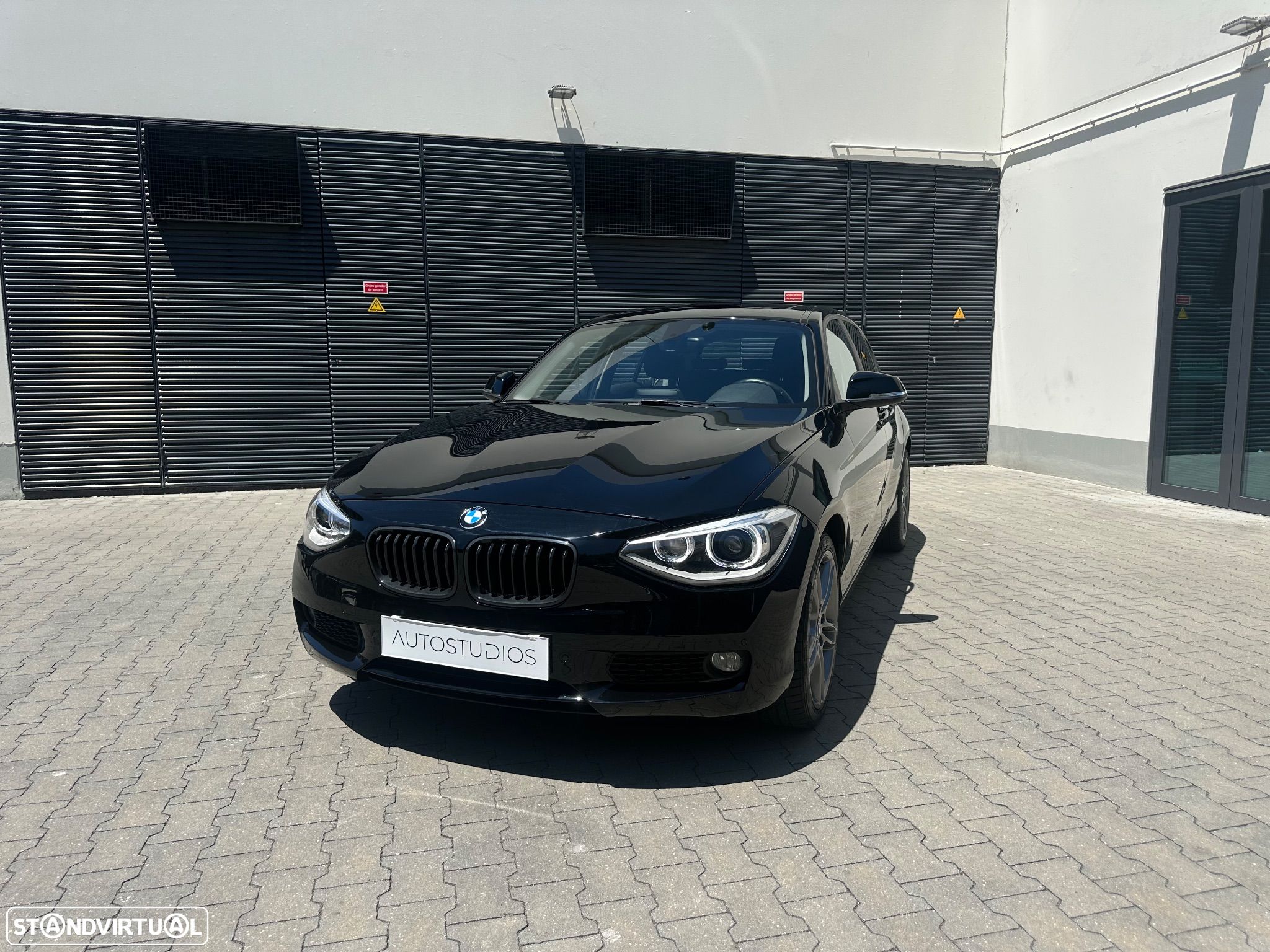 BMW 116 i Aut. Sport Line - 1
