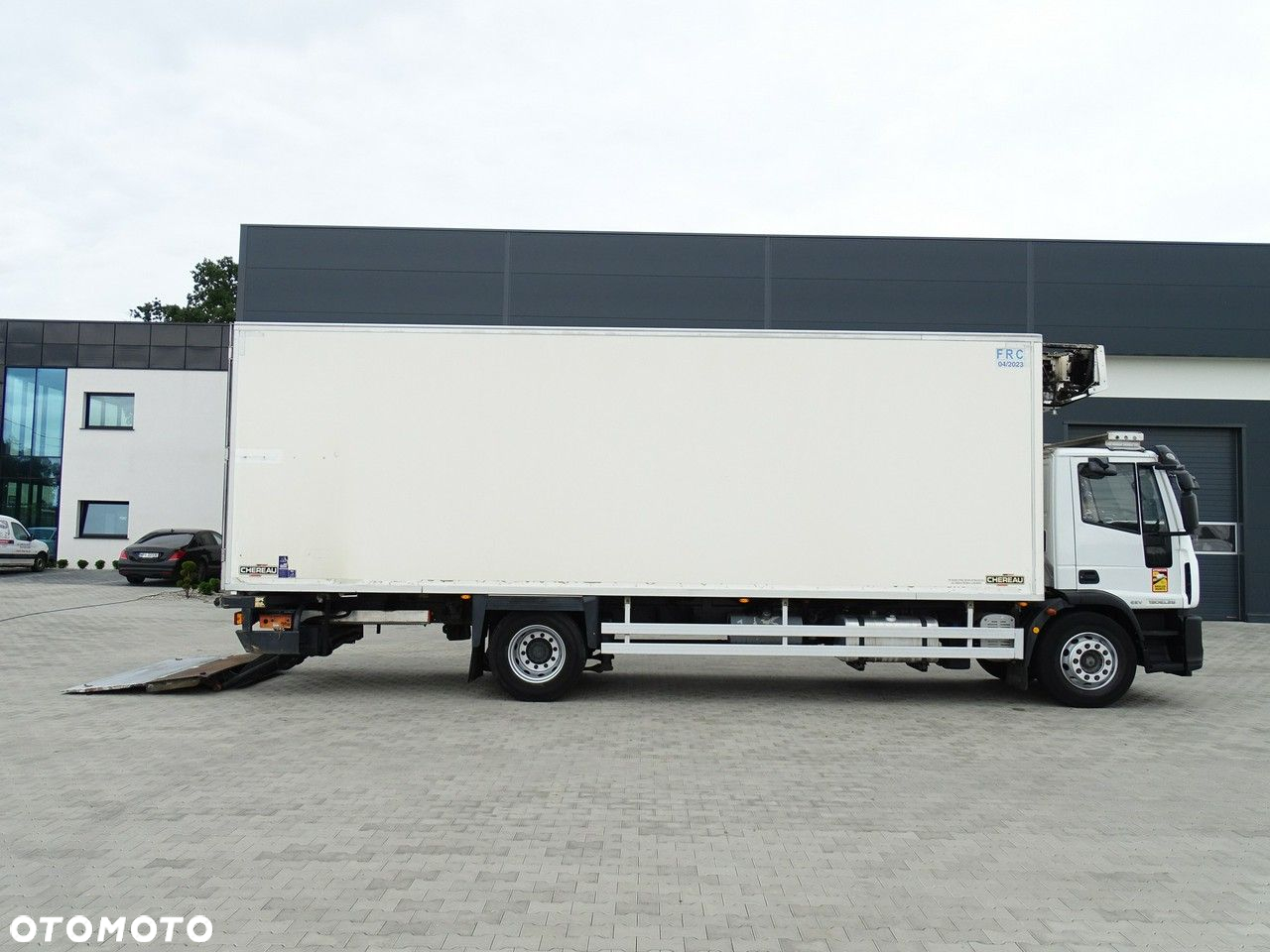 Iveco EuroCargo 190E28 Izoterma Chłodnia Chereau Sprowadzony - 19