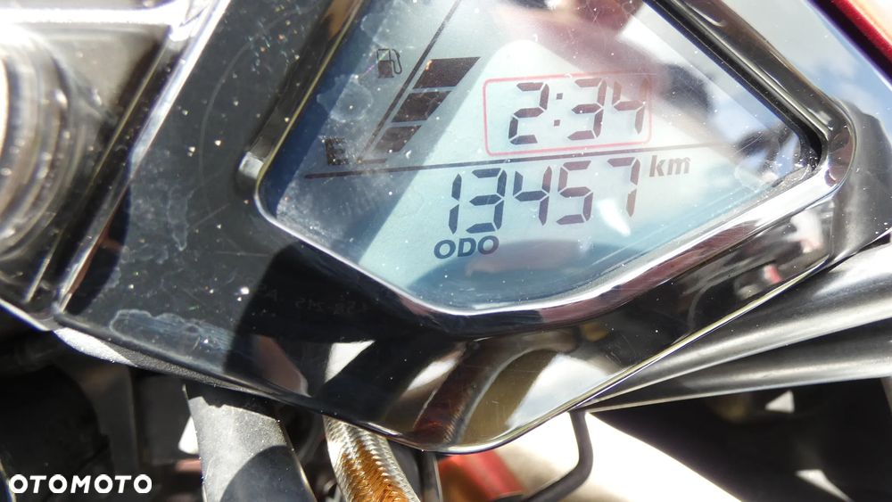 Honda CB - 16