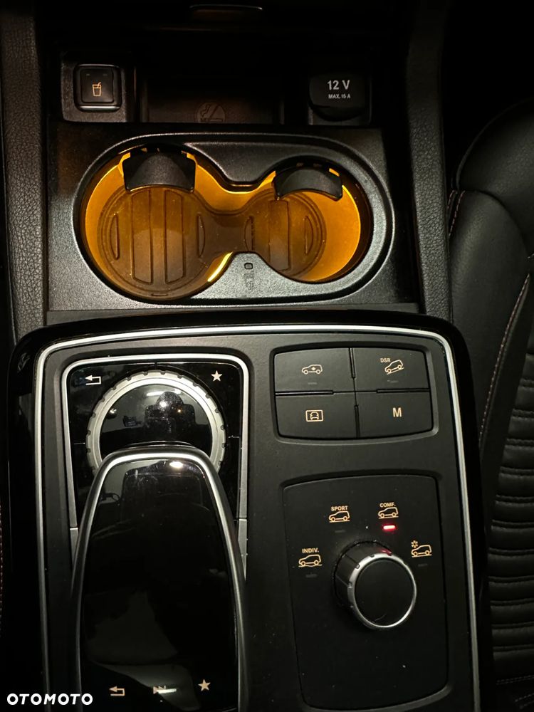 Mercedes-Benz GLE - 34