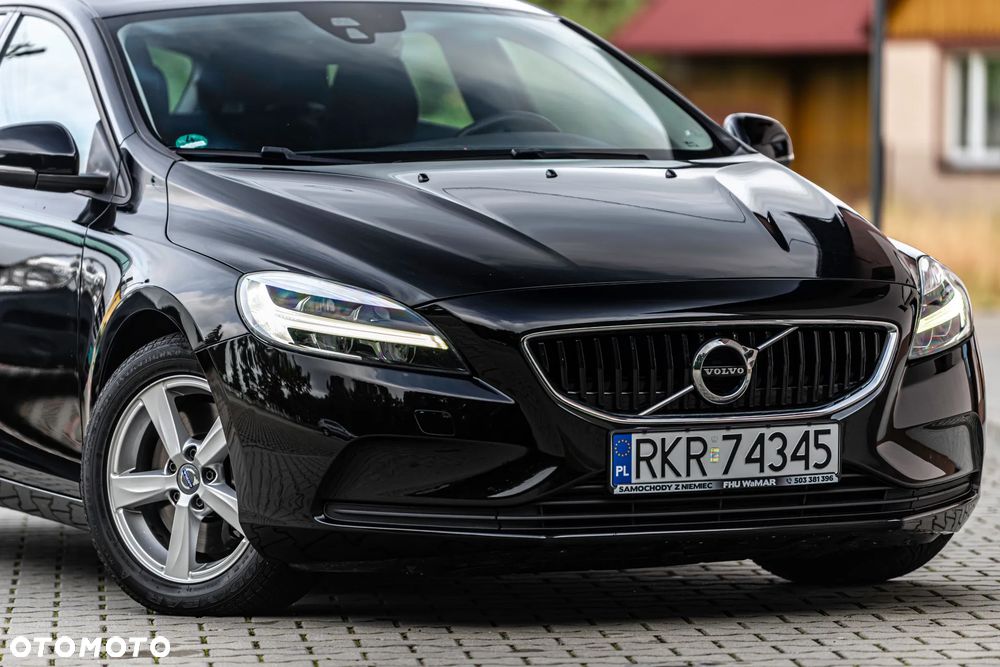 Volvo V40 D2 Geartronic Momentum - 9