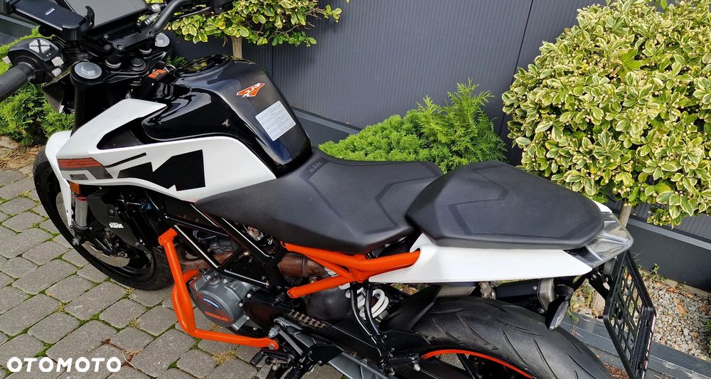KTM Duke - 32