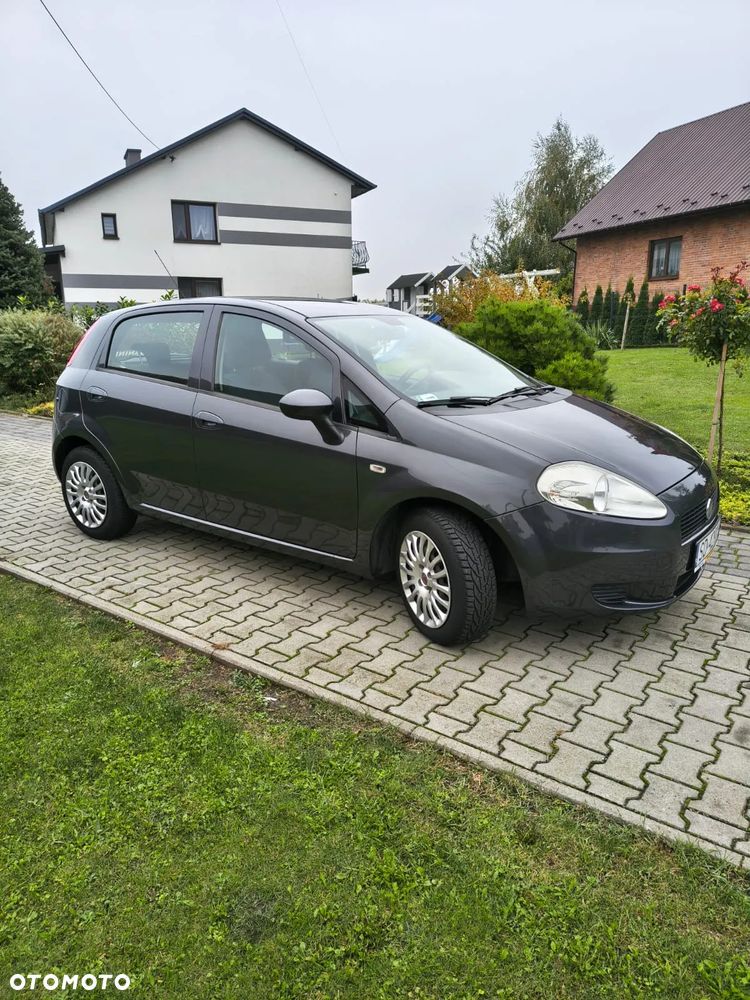 Fiat Grande Punto - 1