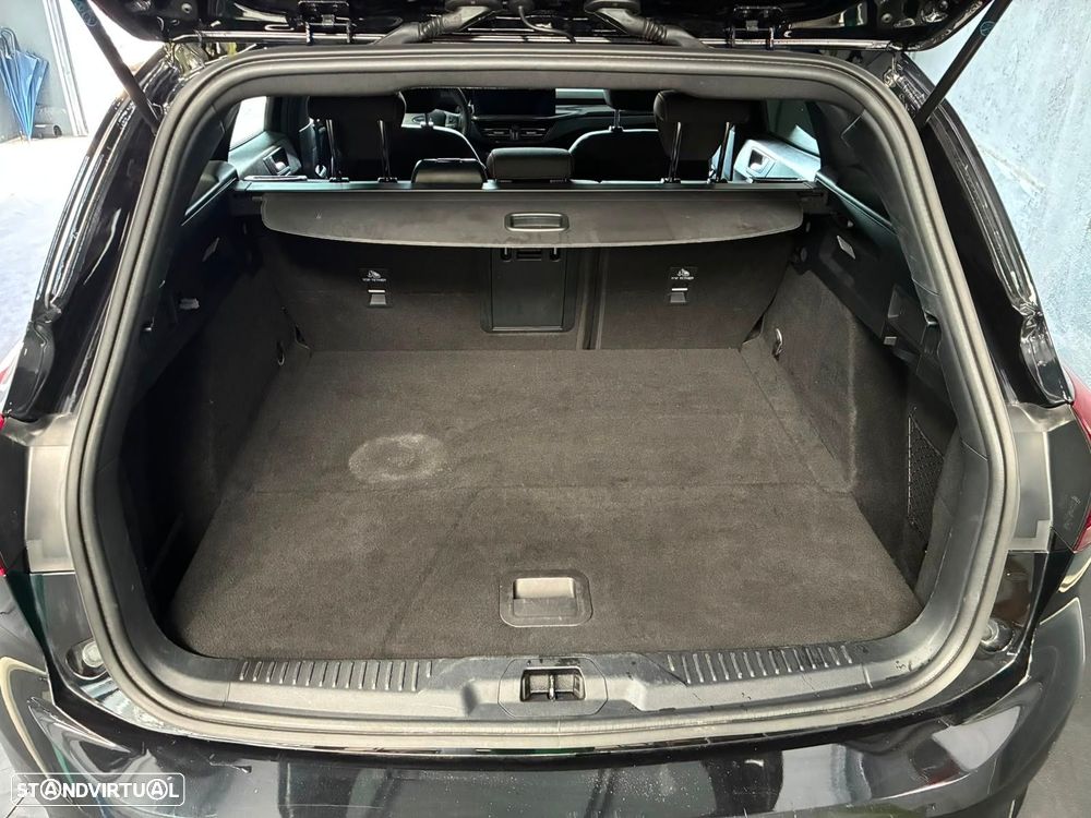 Ford Focus 1.0 EcoBoost MHEV ST-Line Aut. - 42