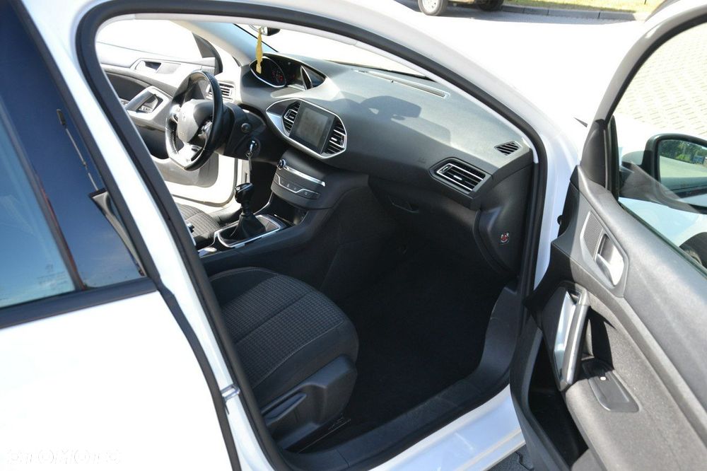 Peugeot 308 - 15