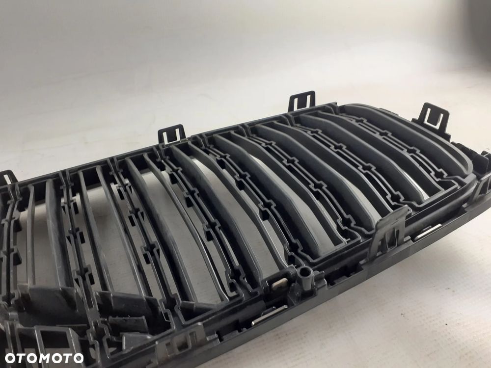 Volvo V60 CC II Grill Atrapa Chłodnicy 22-25r.32291456 - 8