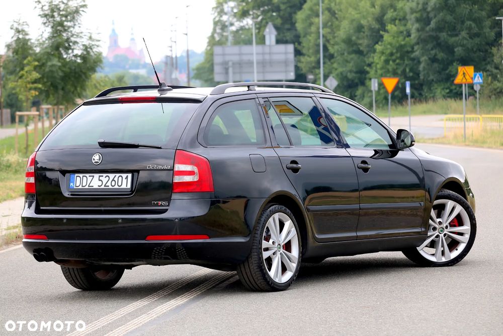 Skoda Octavia 2.0 TDI DPF RS DSG - 39