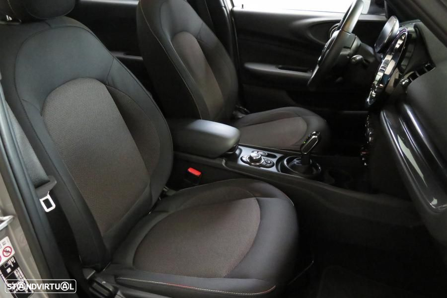 MINI Clubman Cooper Premium Essential Auto - 11