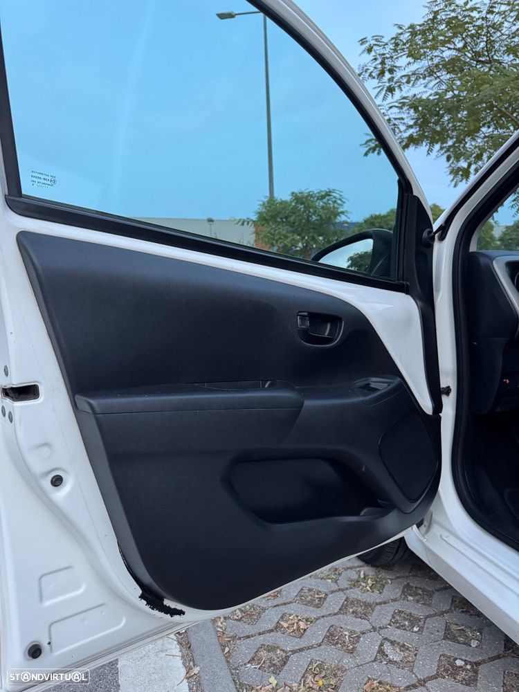 Peugeot 108 1.0 e-VTi Allure - 21