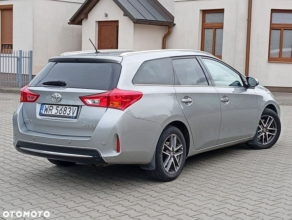 Toyota Auris - 22