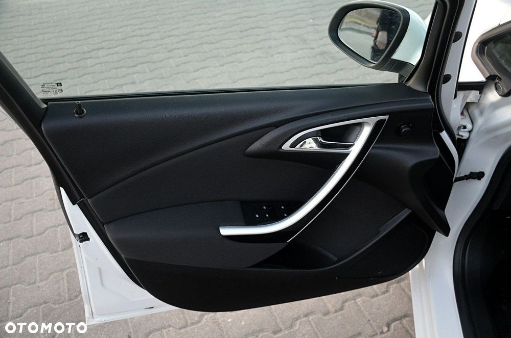 Opel Astra - 14