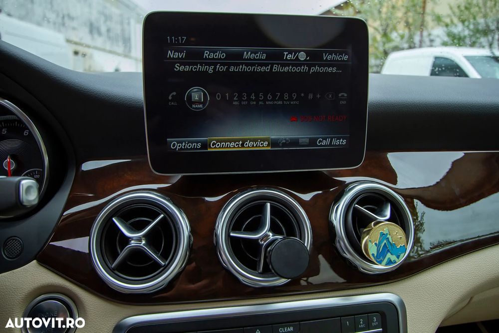 Mercedes-Benz GLA 220 4MATIC - 18