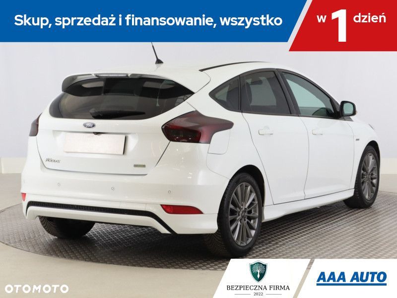 Ford Focus - 7