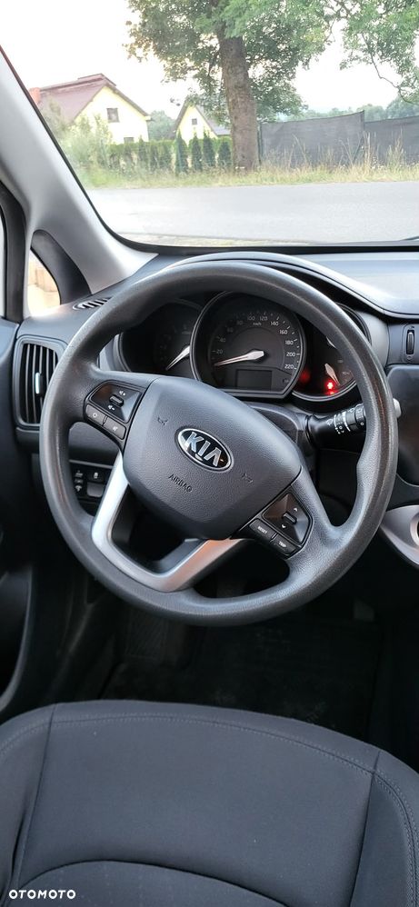 Kia Rio 1.4 crdi M - 6