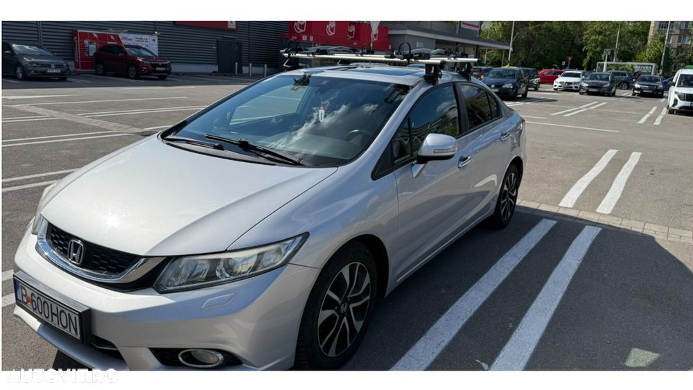 Honda Civic 1.8 MT ES - 2