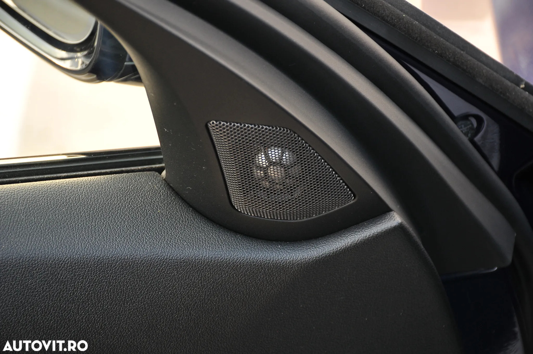 BMW Seria 3 320d xDrive AT - 38